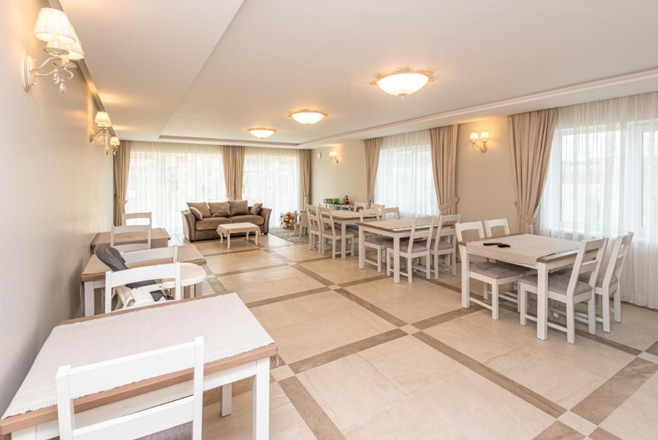 Atostogu Sala Hotel Palanga Ngoại thất bức ảnh